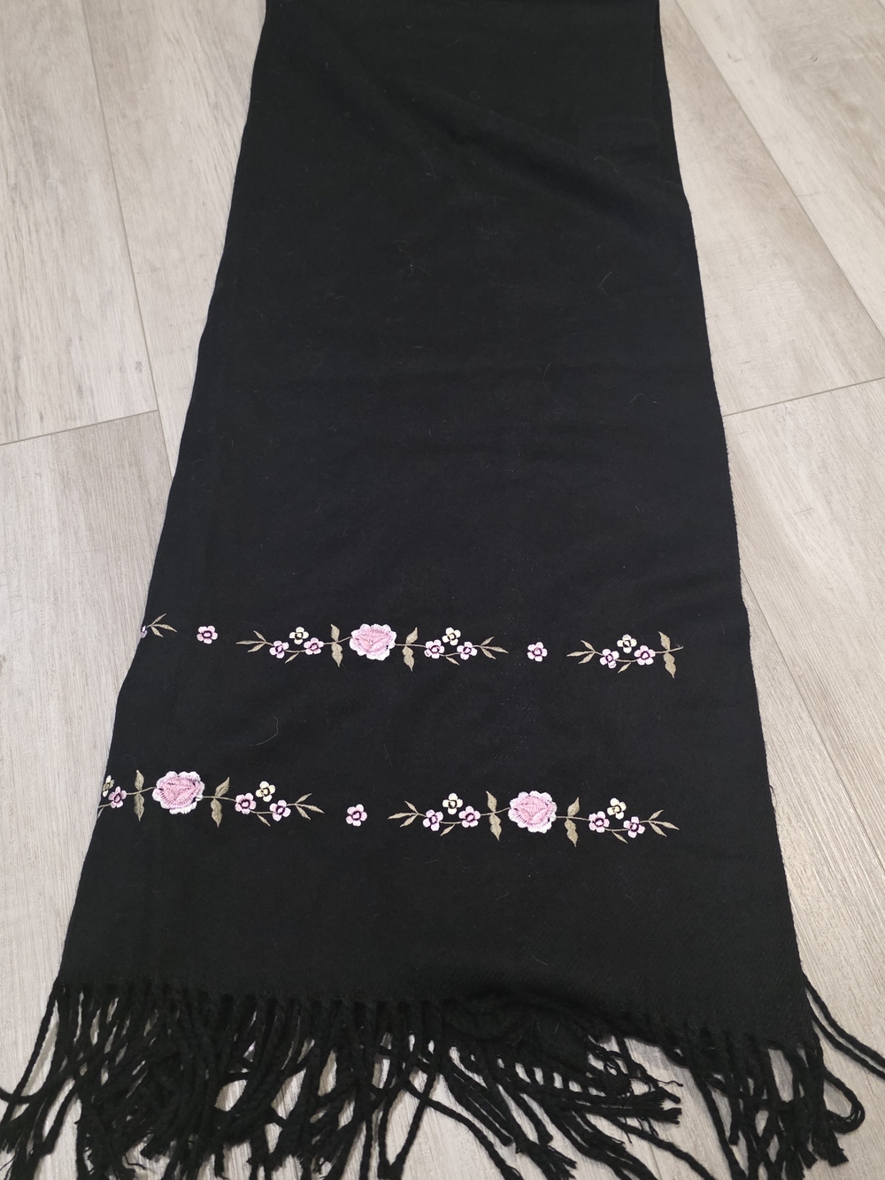 Cashmere Black Floral Embroidered Pashmina Shawl Wrap Fringe